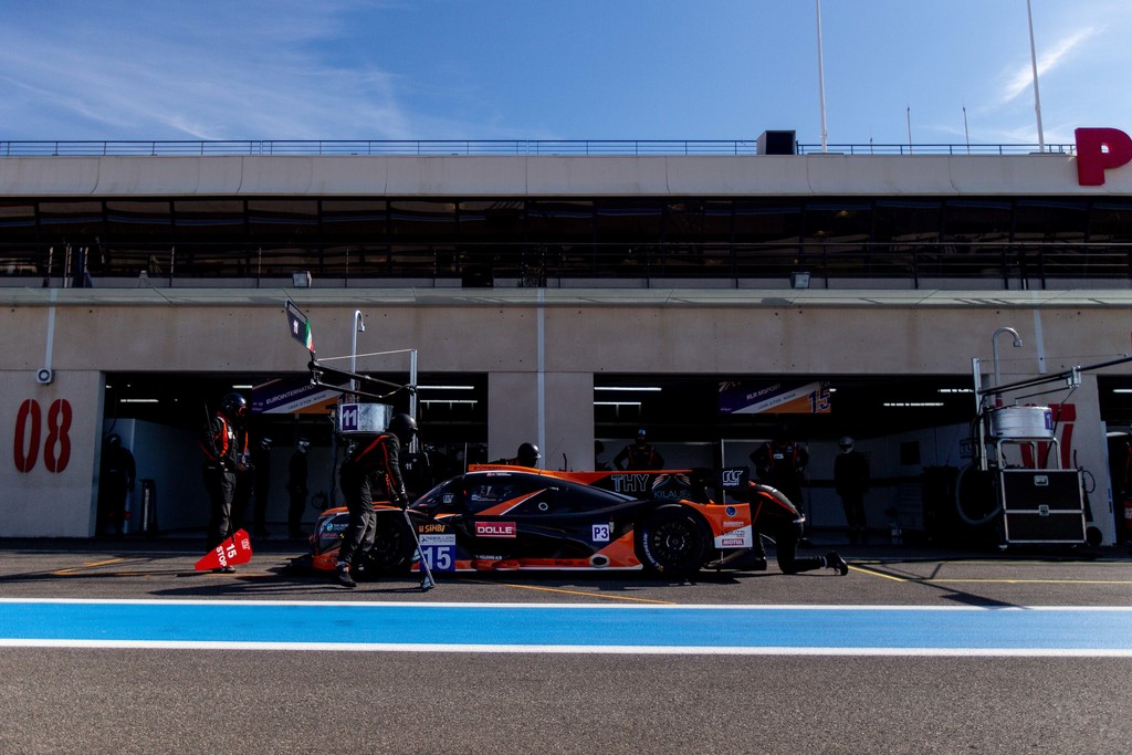 RLR Msport har bilen klar til endnu en skarp løbsweekend i ELMS
(Foto: Xynamic Automotive Photography)